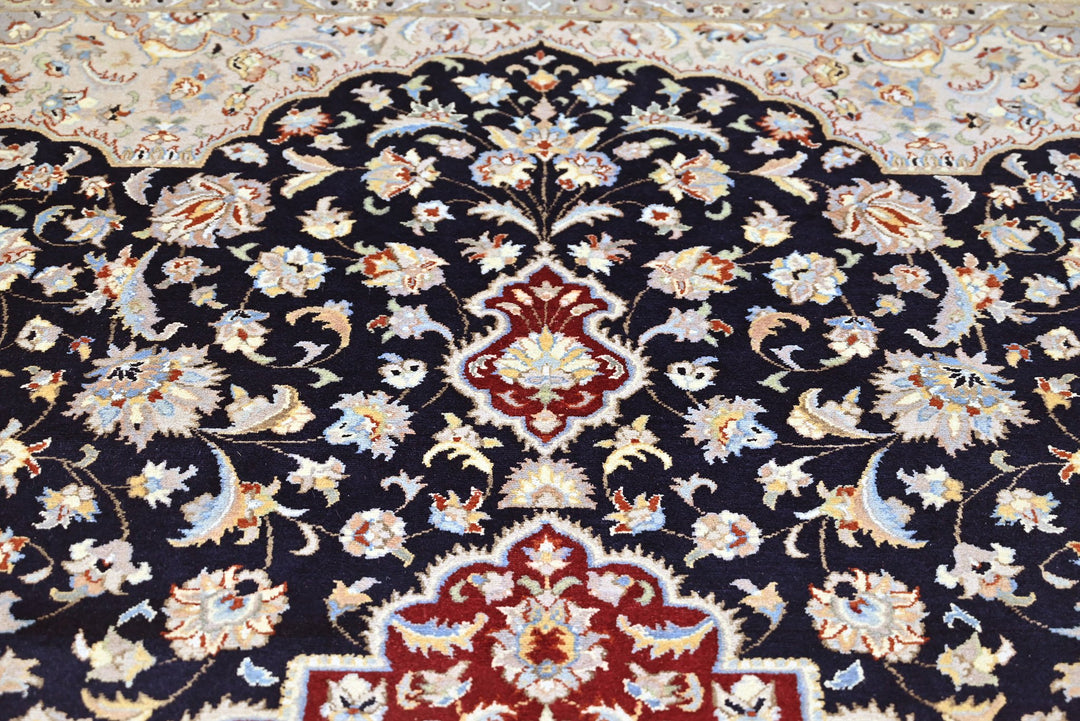 black Oversized rug 9' 11" x 12' 6"