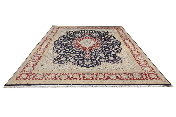 black Oversized rug 9' 11" x 12' 6"