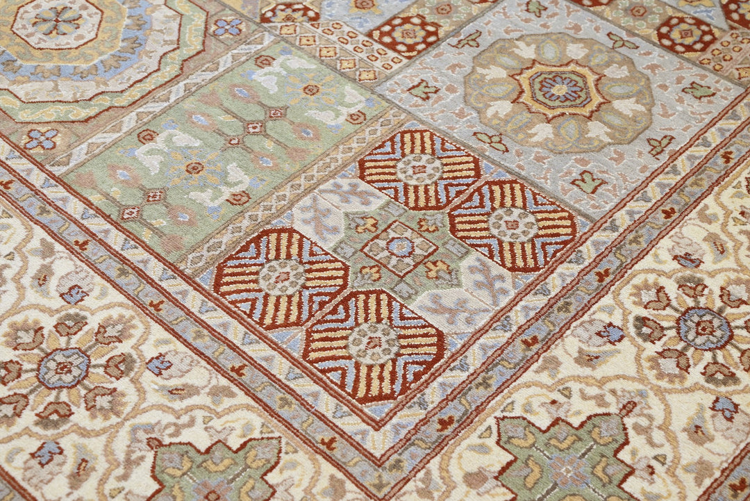 white Large rug 8' 0" x 10' 3"