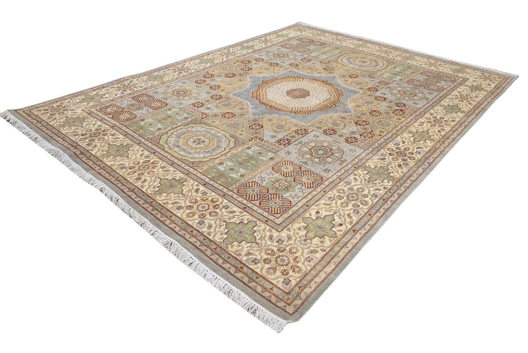 white Large rug 7' 10" x 10' 5"