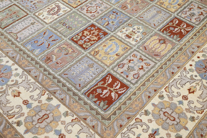 white Large rug 8' 1" x 10' 1"