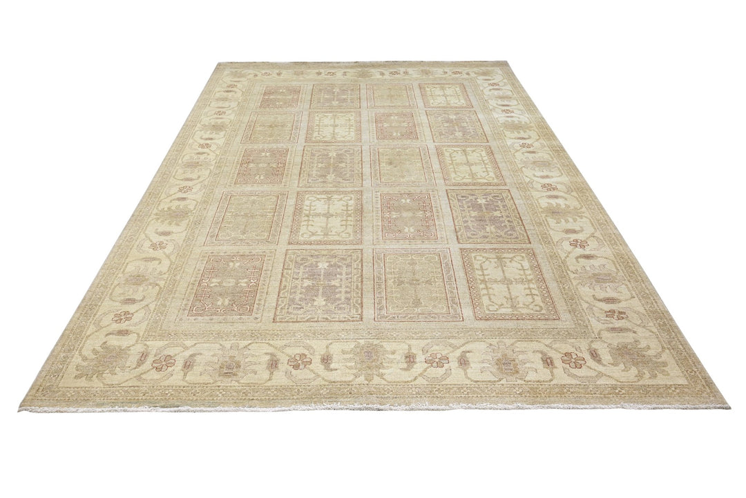 brown Large rug 6' 6" x 9' 8"
