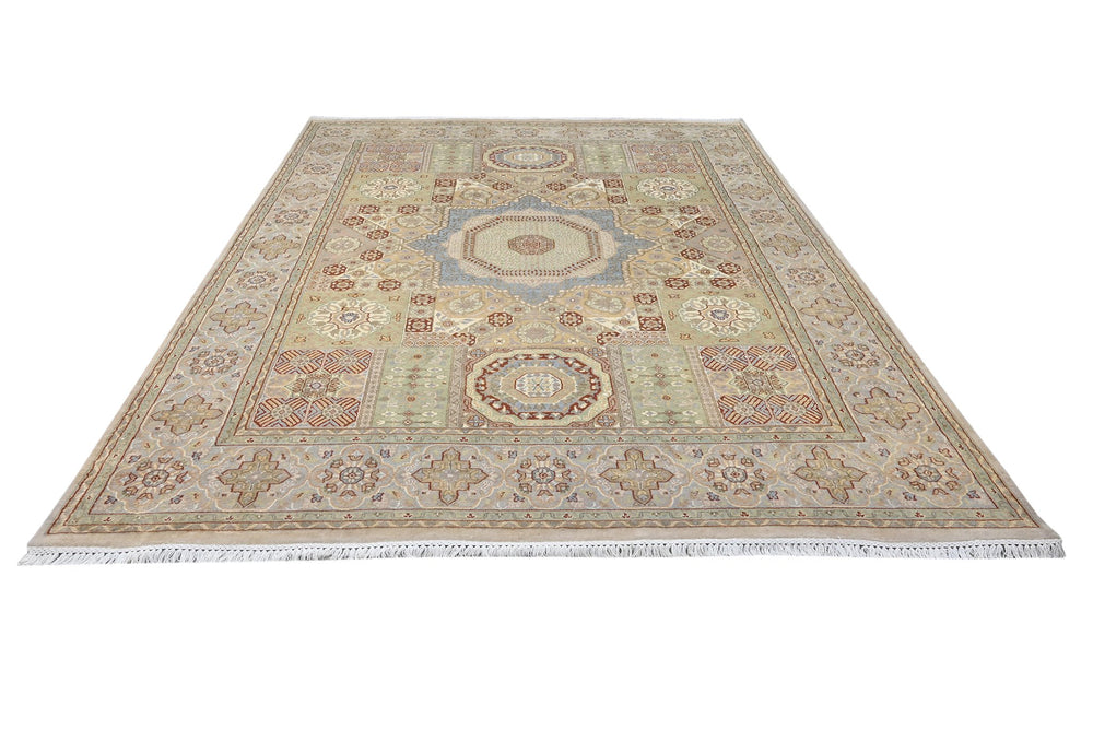 brown Large rug 7' 10" x 10' 0"