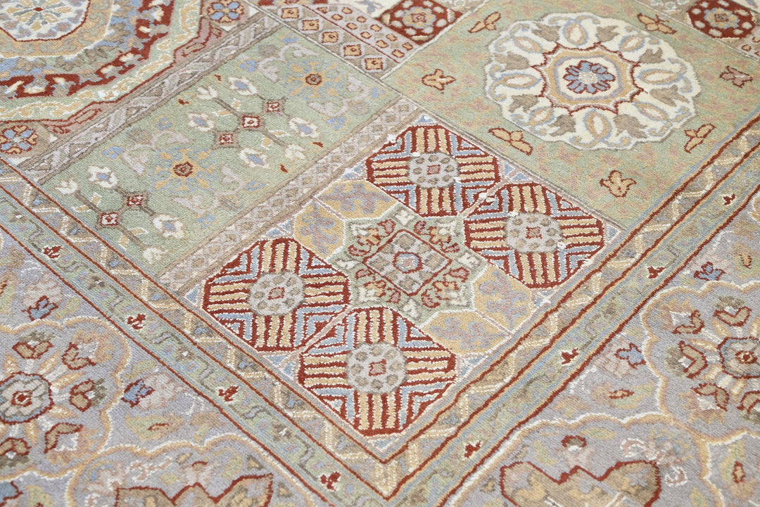 brown Large rug 7' 10" x 10' 0"