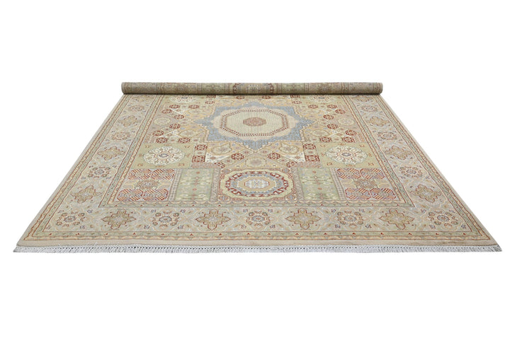 brown Large rug 7' 10" x 10' 0"