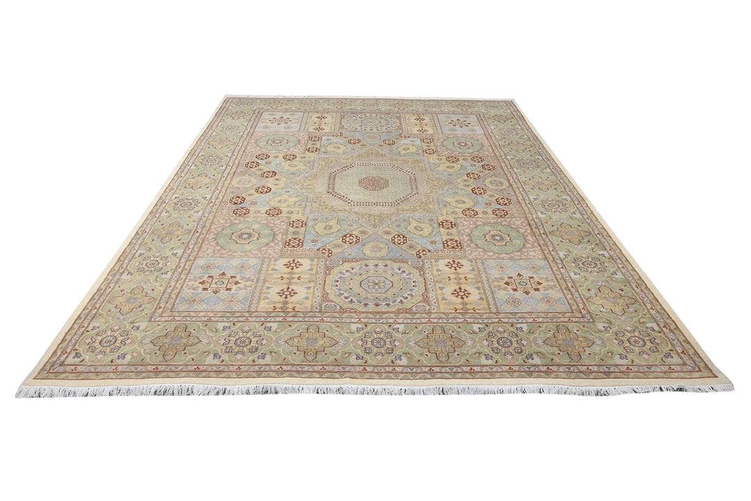 green Large rug 8' 0" x 10' 4"