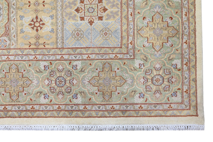 green Large rug 8' 0" x 10' 4"