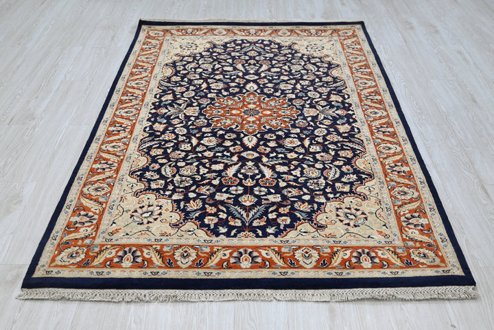 blue Medium rug 4' 6" x 7' 4"