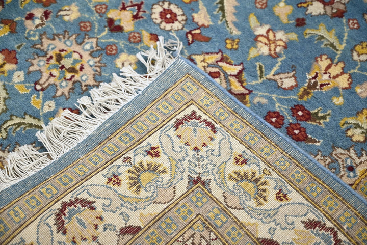 blue Accent rug 4' 0" x 6' 2"