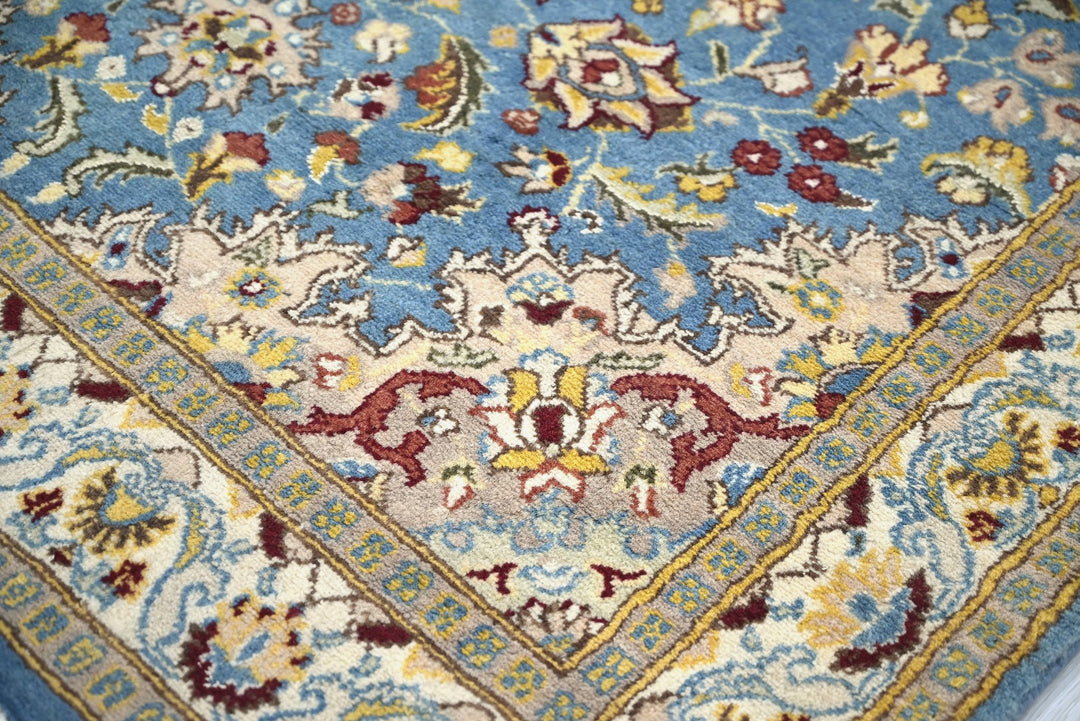 blue Accent rug 4' 0" x 6' 2"