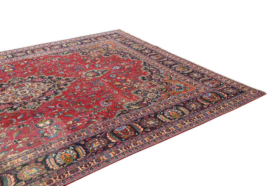 red Oversized rug 9' 3" x 12' 6"