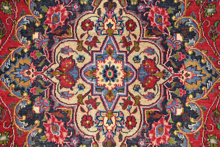 red Oversized rug 9' 3" x 12' 6"