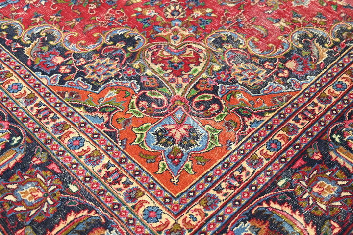 red Oversized rug 9' 3" x 12' 6"