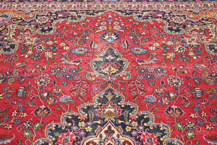 red Oversized rug 9' 3" x 12' 6"