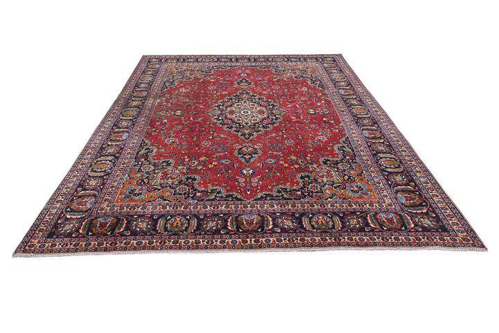 red Oversized rug 9' 3" x 12' 6"