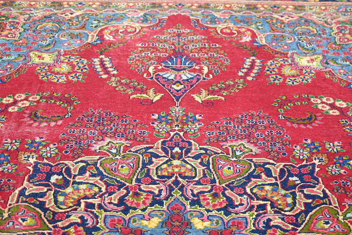 red Oversized rug 9' 0" x 12' 2"