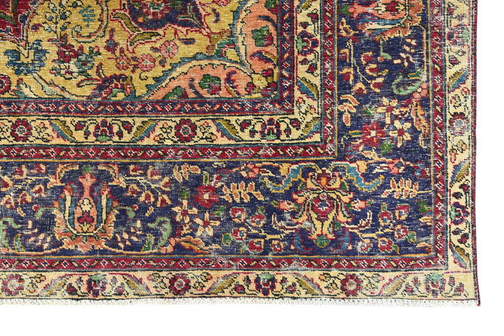 red Oversized rug 9' 7" x 12' 4"