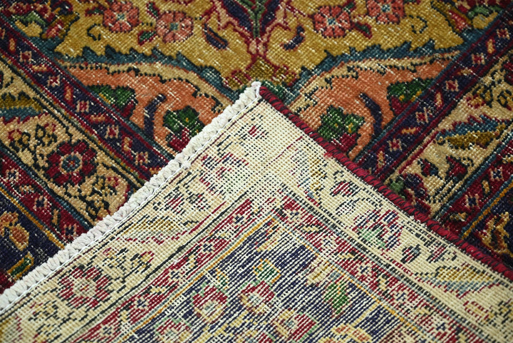 red Oversized rug 9' 7" x 12' 4"