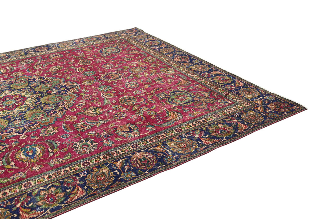red Oversized rug 9' 2" x 12' 0"