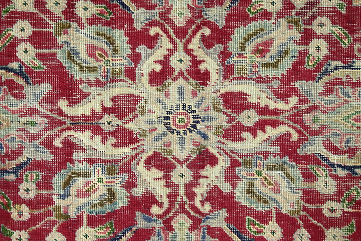 red Oversized rug 9' 4" x 12' 4"