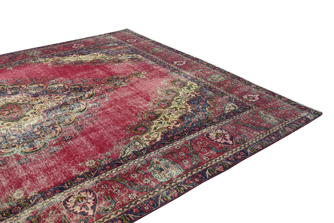 red Oversized rug 9' 7" x 12' 5"