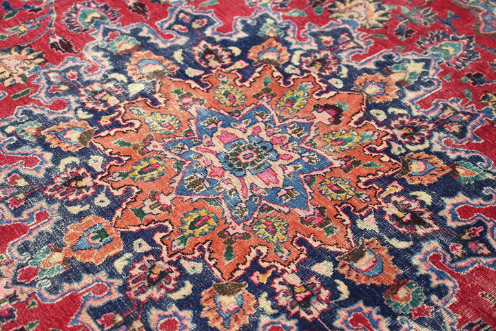 red Oversized rug 9' 8" x 13' 1"