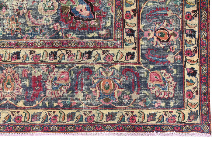 red Oversized rug 9' 8" x 13' 1"