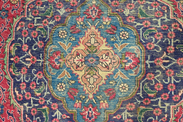 red Oversized rug 9' 0" x 11' 10"