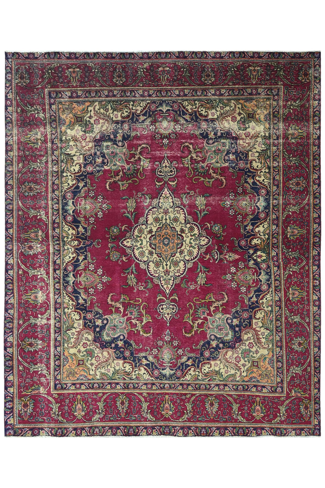 red Oversized rug 9' 7" x 11' 8"