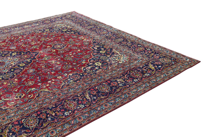 red Oversized rug 9' 9" x 12' 3"
