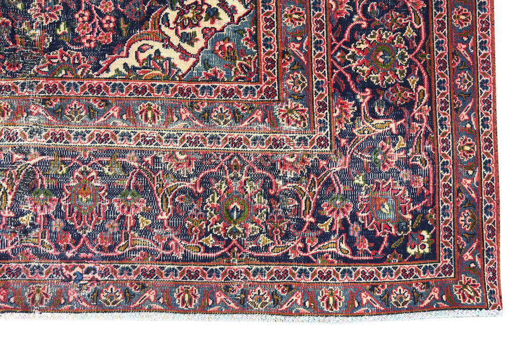 red Oversized rug 9' 8" x 12' 7"