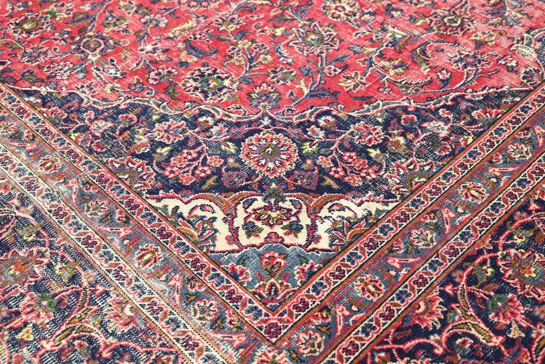 red Oversized rug 9' 8" x 12' 7"