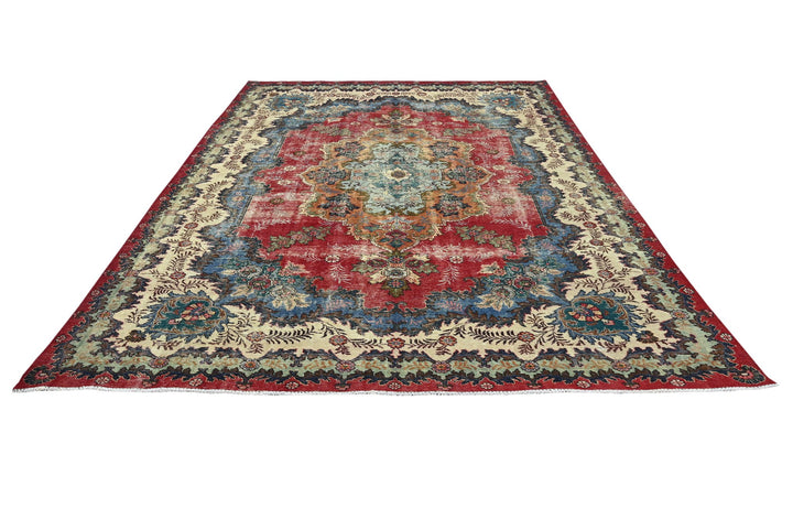 red Oversized rug 9' 1" x 12' 6"
