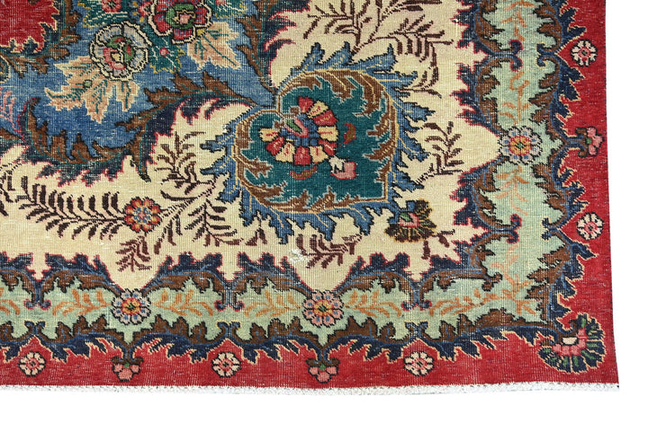 red Oversized rug 9' 1" x 12' 6"