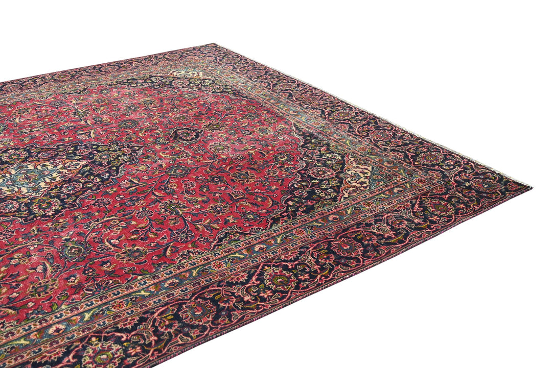 red Oversized rug 8' 6" x 11' 2"