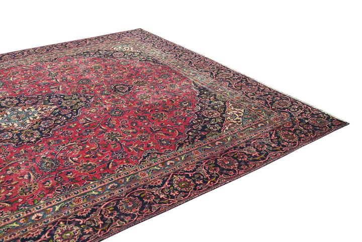 red Oversized rug 8' 6" x 11' 2"