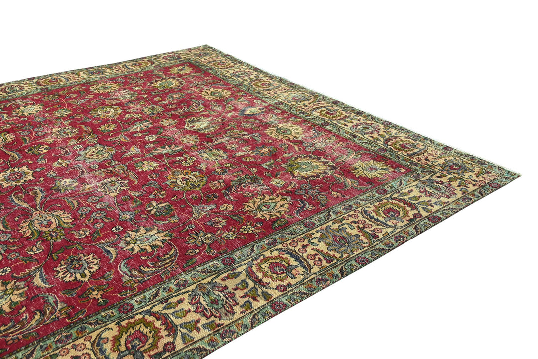 red Oversized rug 9' 9" x 12' 4"