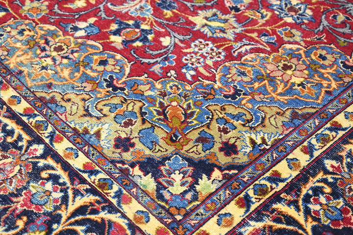 red Oversized rug 9' 3" x 12' 5"