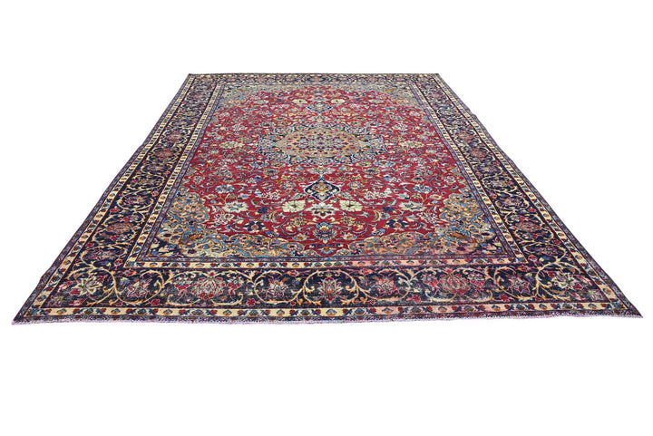 red Oversized rug 9' 3" x 12' 5"