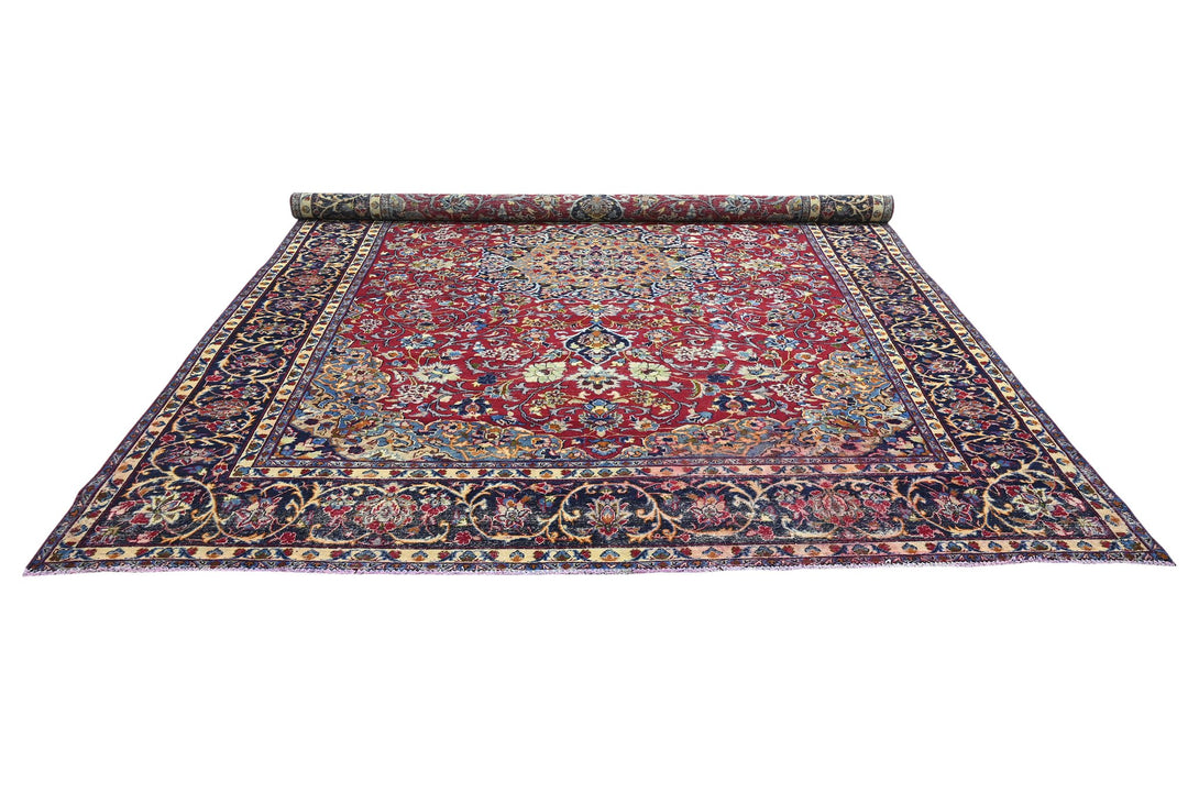 red Oversized rug 9' 3" x 12' 5"