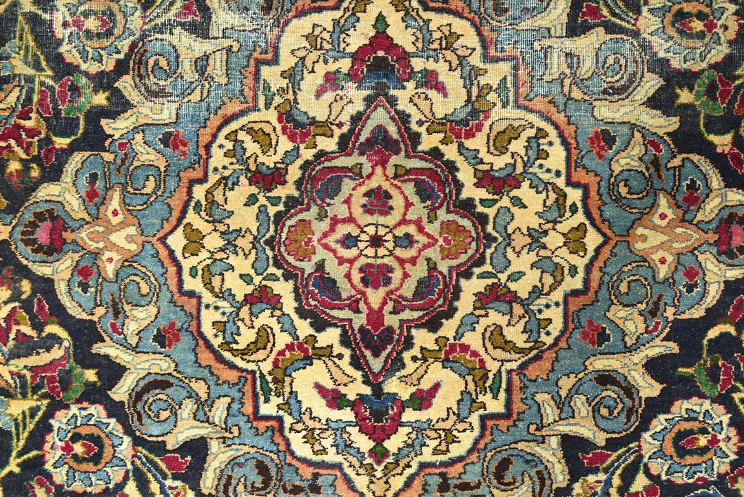 black Oversized rug 9' 4" x 12' 0"
