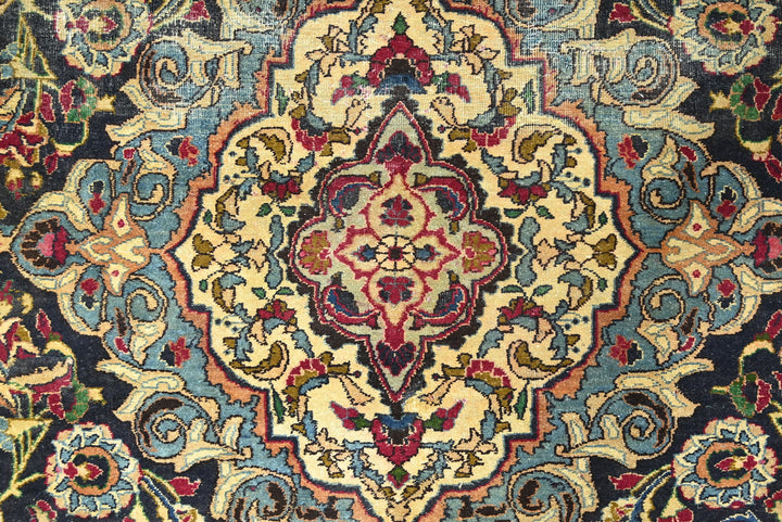 black Oversized rug 9' 4" x 12' 0"