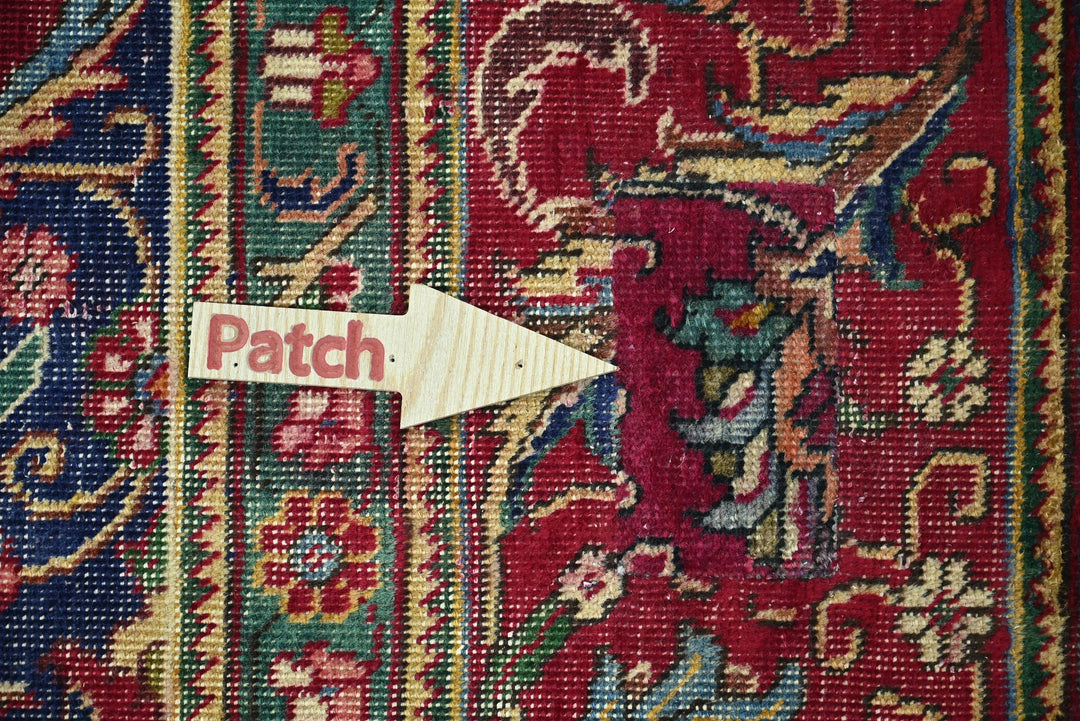 red Oversized rug 8' 7" x 11' 3"