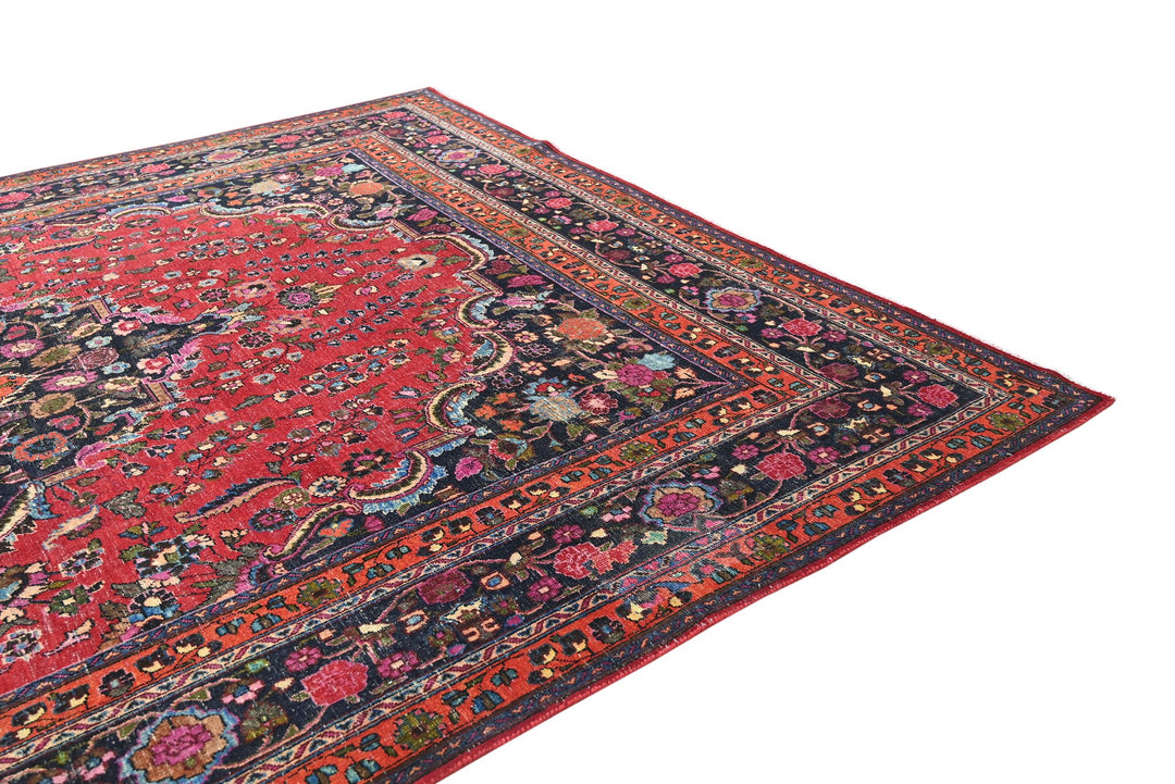 red Oversized rug 9' 10" x 13' 3"