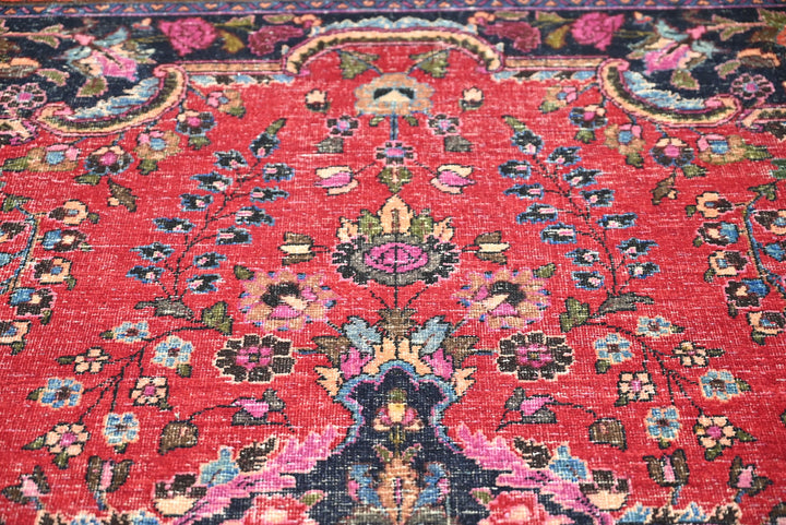 red Oversized rug 9' 10" x 13' 3"