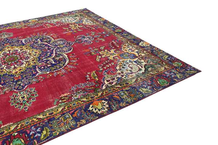 red Oversized rug 9' 4" x 11' 4"