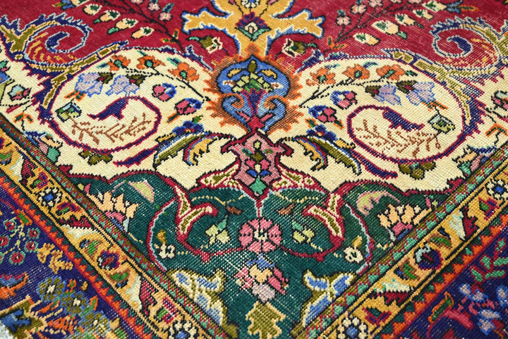 red Oversized rug 9' 4" x 11' 4"
