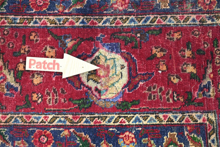 red Oversized rug 8' 10" x 13' 1"