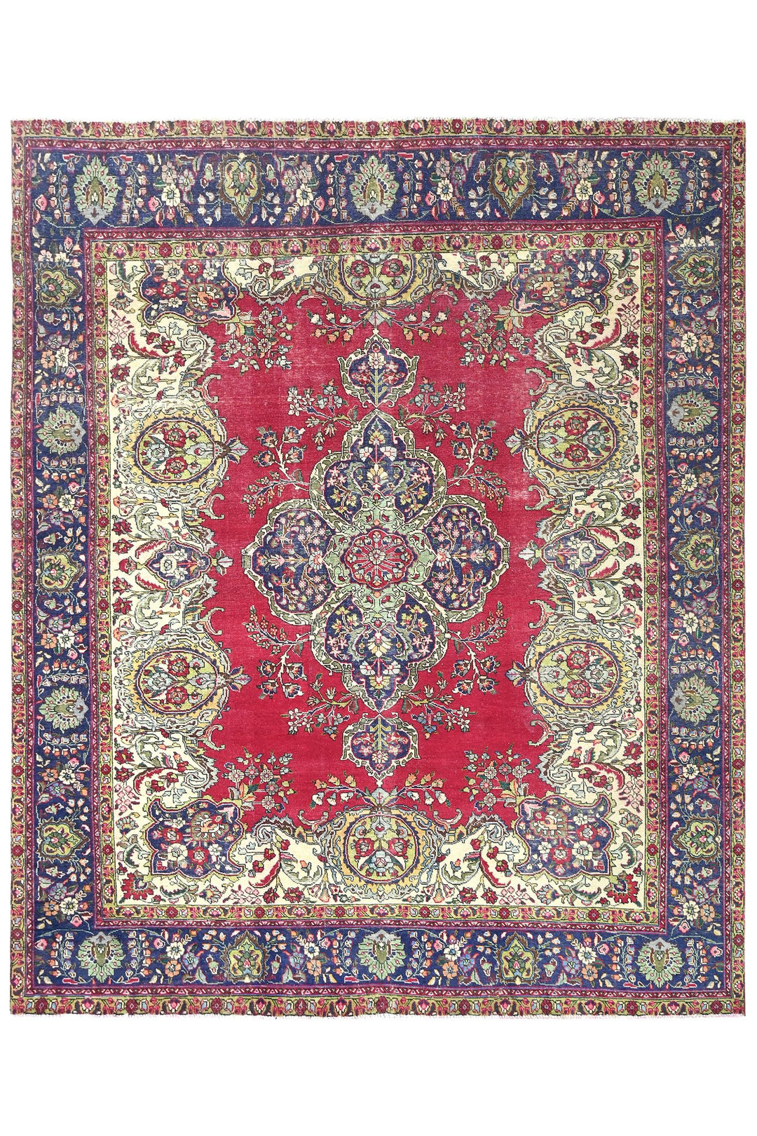 red Oversized rug 9' 11" x 12' 2"
