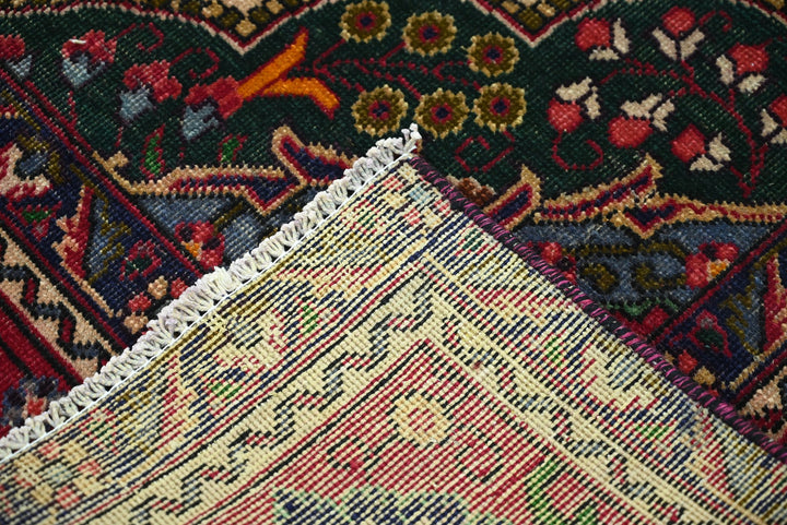 red Large rug 8' 0" x 10' 10"